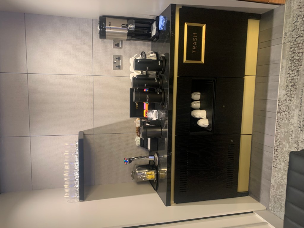 Neil Scrivener reviews the American Express Centurion Lounge at Heathrow's Terminal 3. 