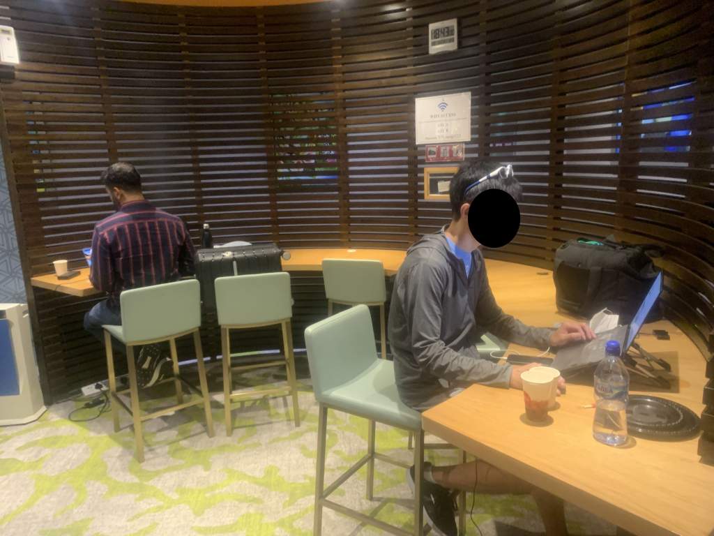 Neil Scrivener reviews the Transit Ambassador Lounge in Terminal 1 of Singapore's Changi Airport, accessed via Priority Pass.